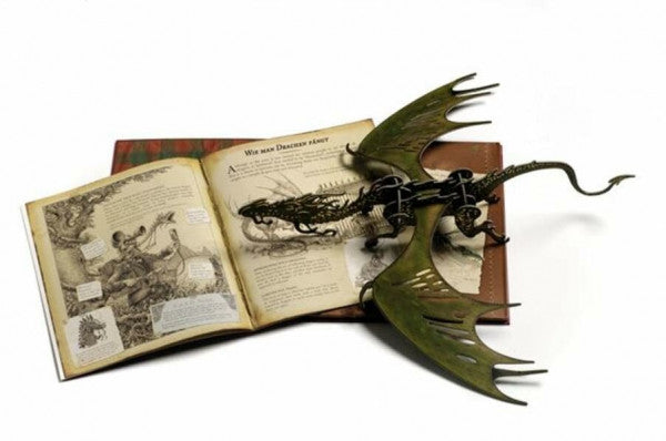 Drake, Ernest Drachologie. Ein Kurs für Drachenforscher - Aufspüren und Zähmen. Mit 3-D-Drachenmodell
