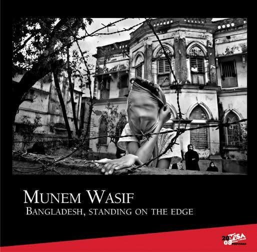 Wasif, Munem BANGLADESH, STANDING ON THE EDGE