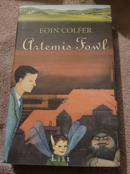 Colfer, Eoin Artemis Fowl: Roman