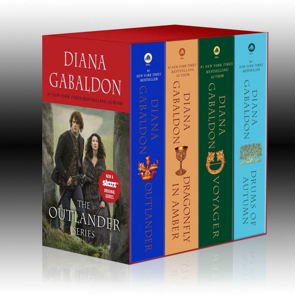 Gabaldon, Diana Outlander 4-Copy Boxed Set: Outlander, Dragonfly in Amber, Voyager, Drums of Autumn
