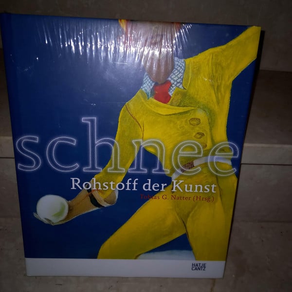 Häusle, Magdalena Schnee: Rohstoff der Kunst: Katalog zur Ausstellung im Vorarlberger Landesmuseum, Bregenz, und Museum Huber Hus, Lech am Arlberg, 2009